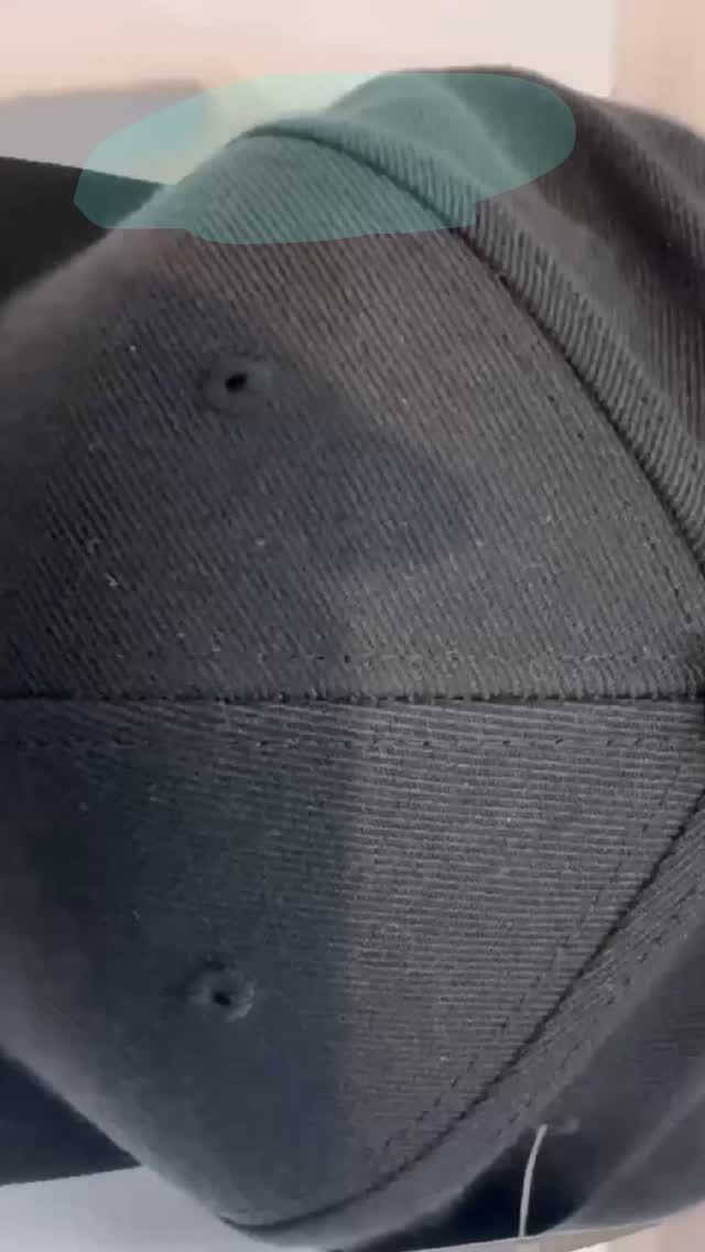 @birth8114 さんのオリジナルキャップ
制作させていただきました🧢✨
前オリジナルワッペン、バックスタイルも
刺繍で誰とも被らないデザインです❤️‍🔥
ご注文ありがとうございました🙏

▷タトゥーシール・ステッカー
▷オリジナルTシャツ・パーカー等
▷刺繍・レーザープリント・ワッペン
お任せください💪

着用写真ぜひ送ってください🗣️💌

#作業着#作業着コーデ #作業着男子 #作業着女子 
#ワッペン #モコモコ #モコモコワッペン 
#シール #タトゥーシール #seel #オリジナルグッズ
#オーダーメイド#ワッペン#転写シール
#ステッカー  #オリジナルステッカー製作 #刺繍 
#ｔシャツプリント #tシャツ部 
#トレーナー #パーカー #Tシャツ#イベントシール
#横須賀 #tシャツプリント受注#コーチジャケット #コーチジャケットコーデ #コーチジャケット男子#キャップ #帽子